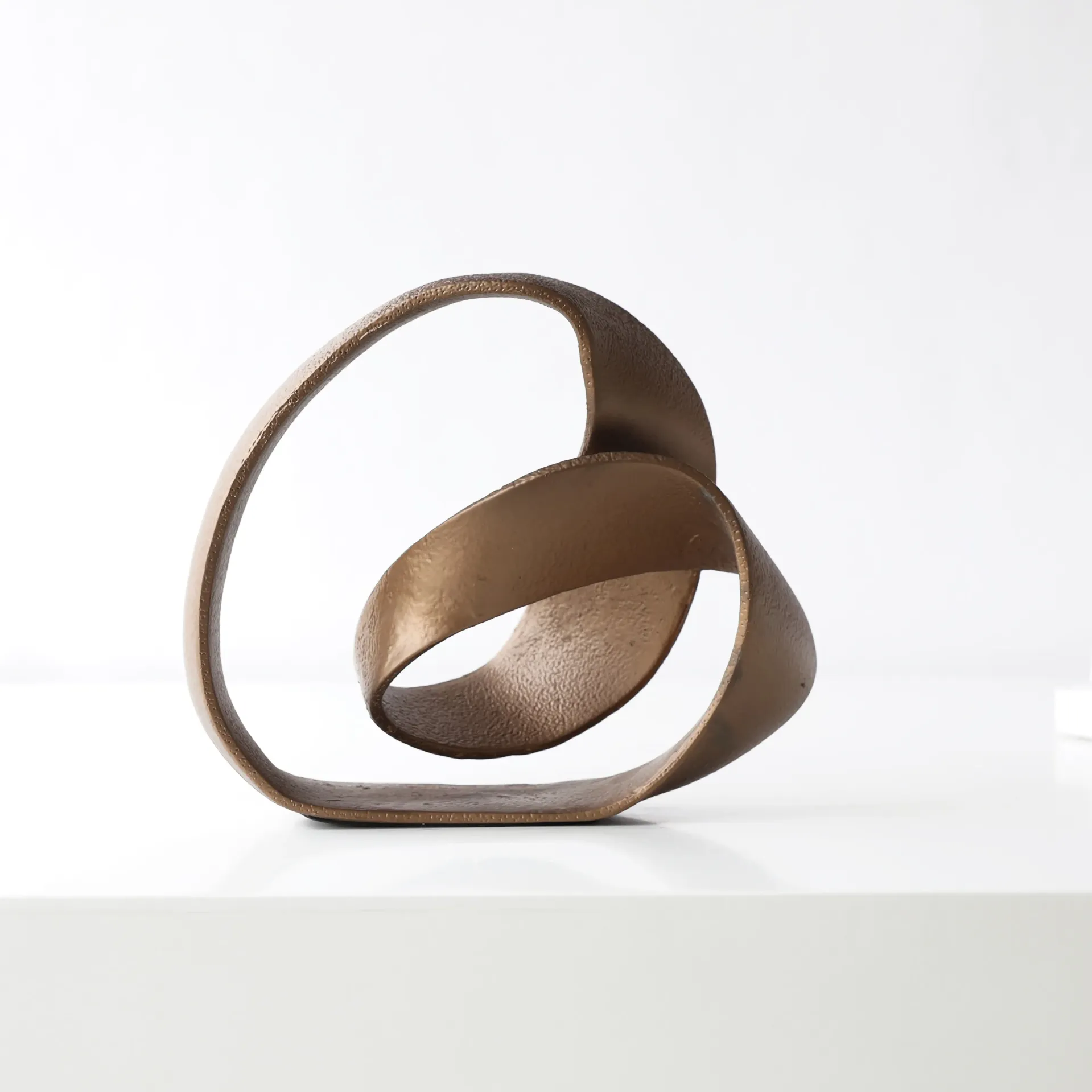 Loop Bronze Resin Table Sculpture | H21.5cm